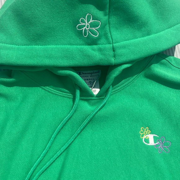 XS-M Champion Women's Reverse Weave Oversized Floral Embroidered Hoodie $70 - Picture 5 of 15